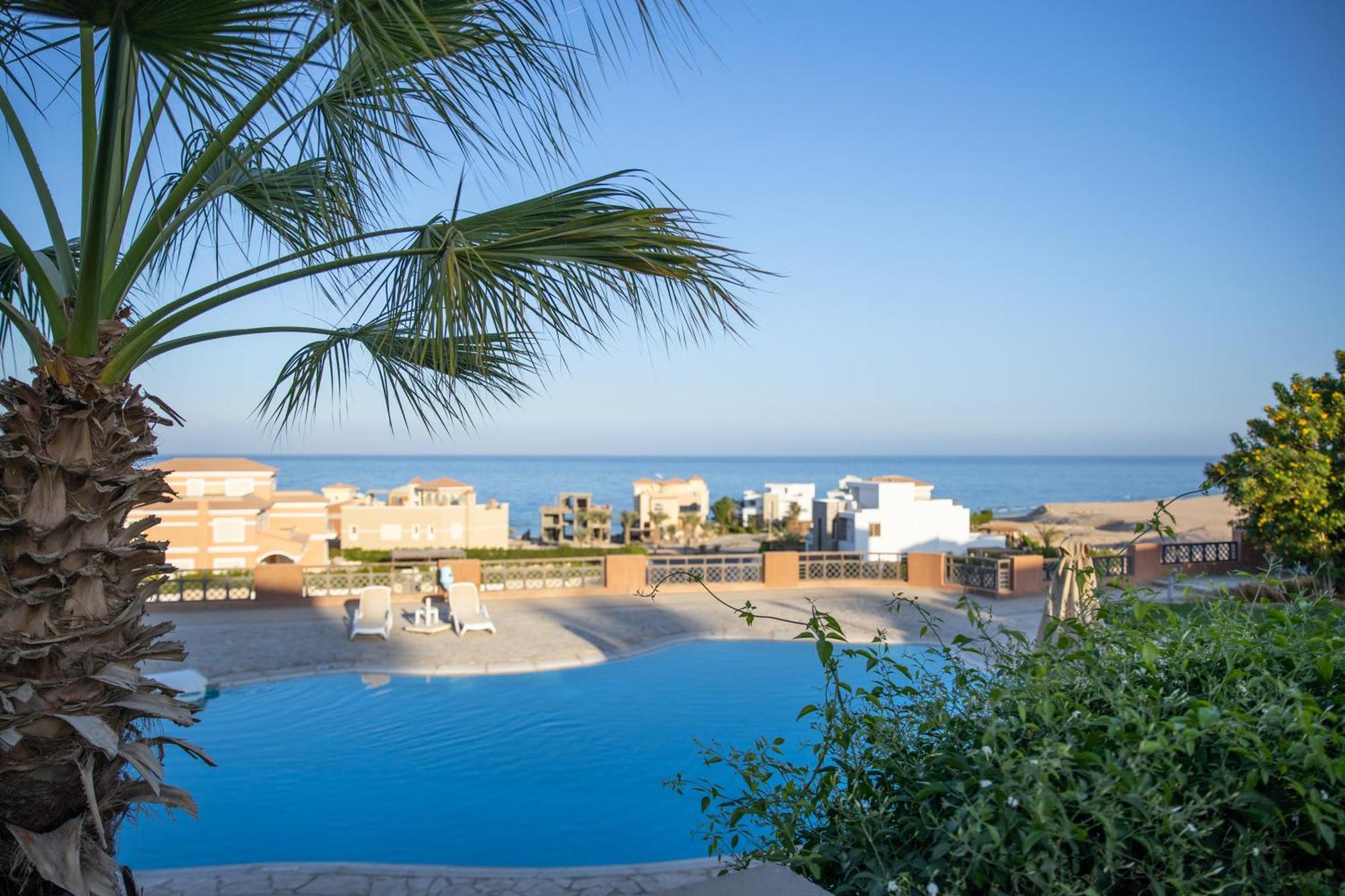 Apartment 3-bedroom In Azzurra With Private Garden And Sea View Non Egyptians Only