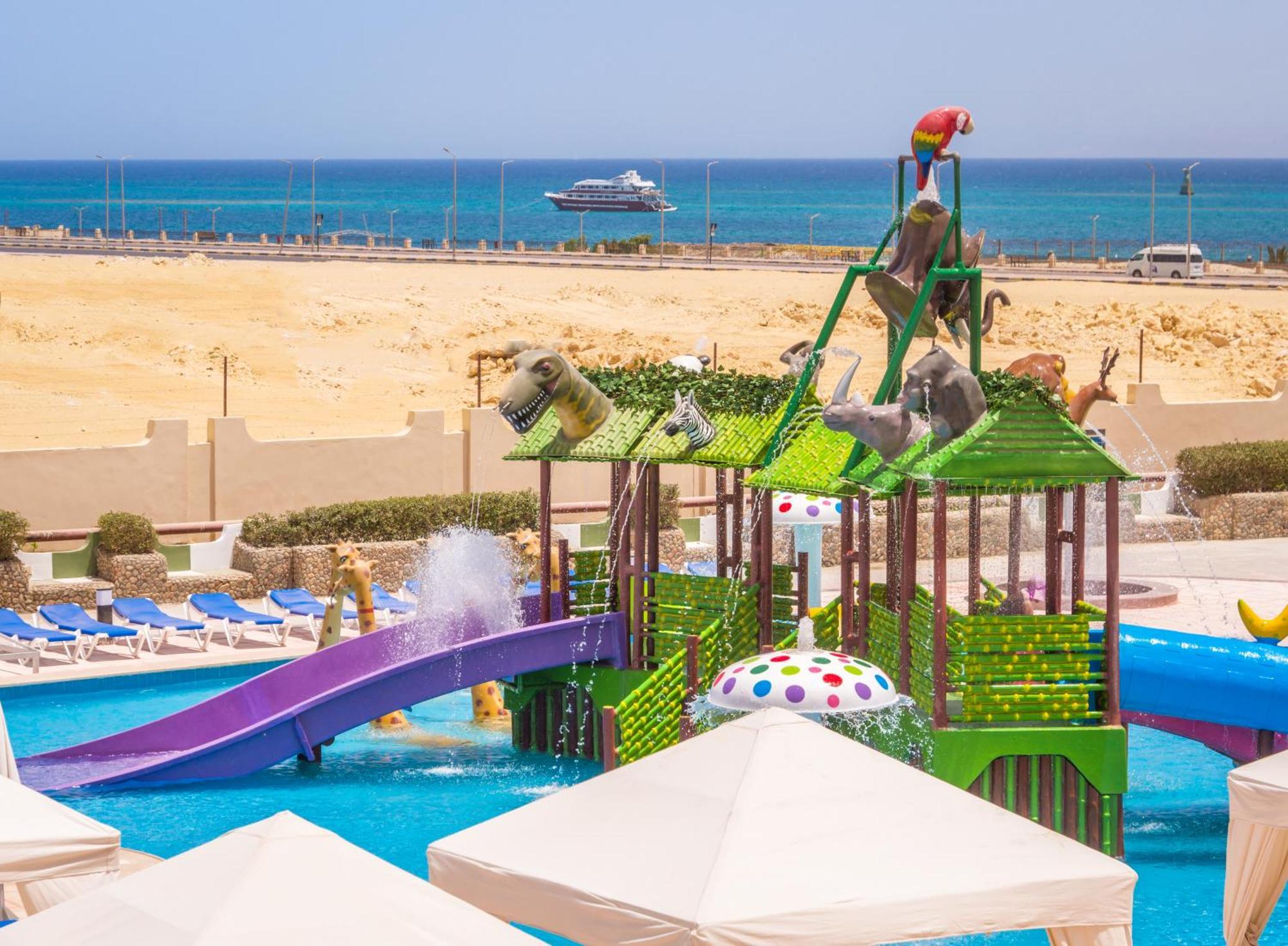 Resort Sunny Days Mirette Family 3*
