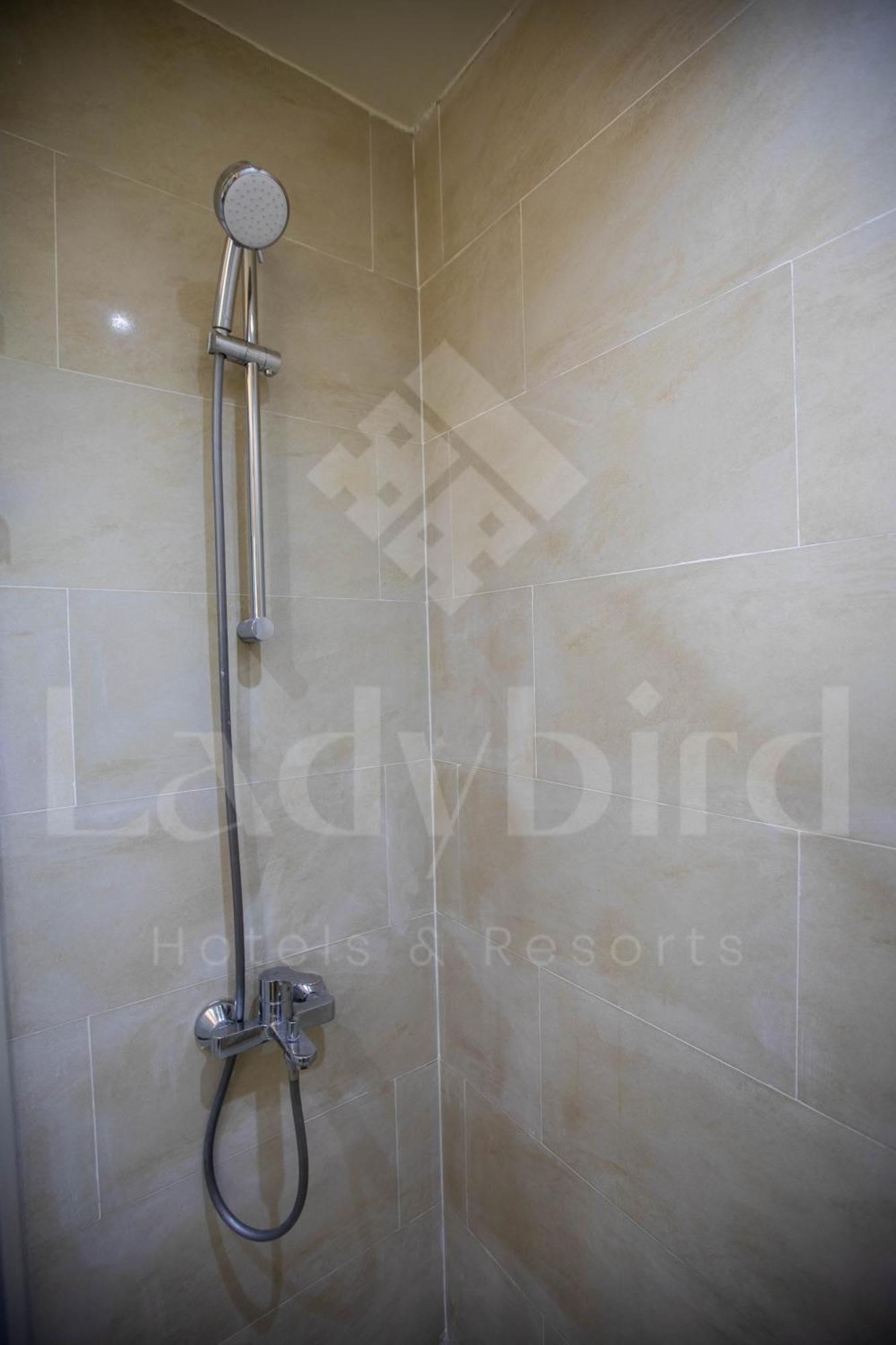 Ladybird - Veranda Skyline Apartamento