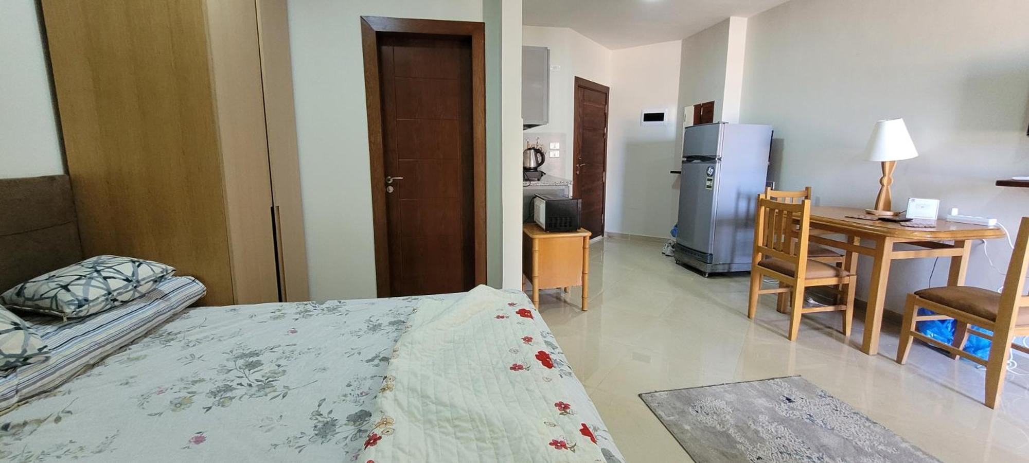 With Seaview, Amazing For Couples, Sunny & Seaview & Free Wi-fi Apartamento Hurghada