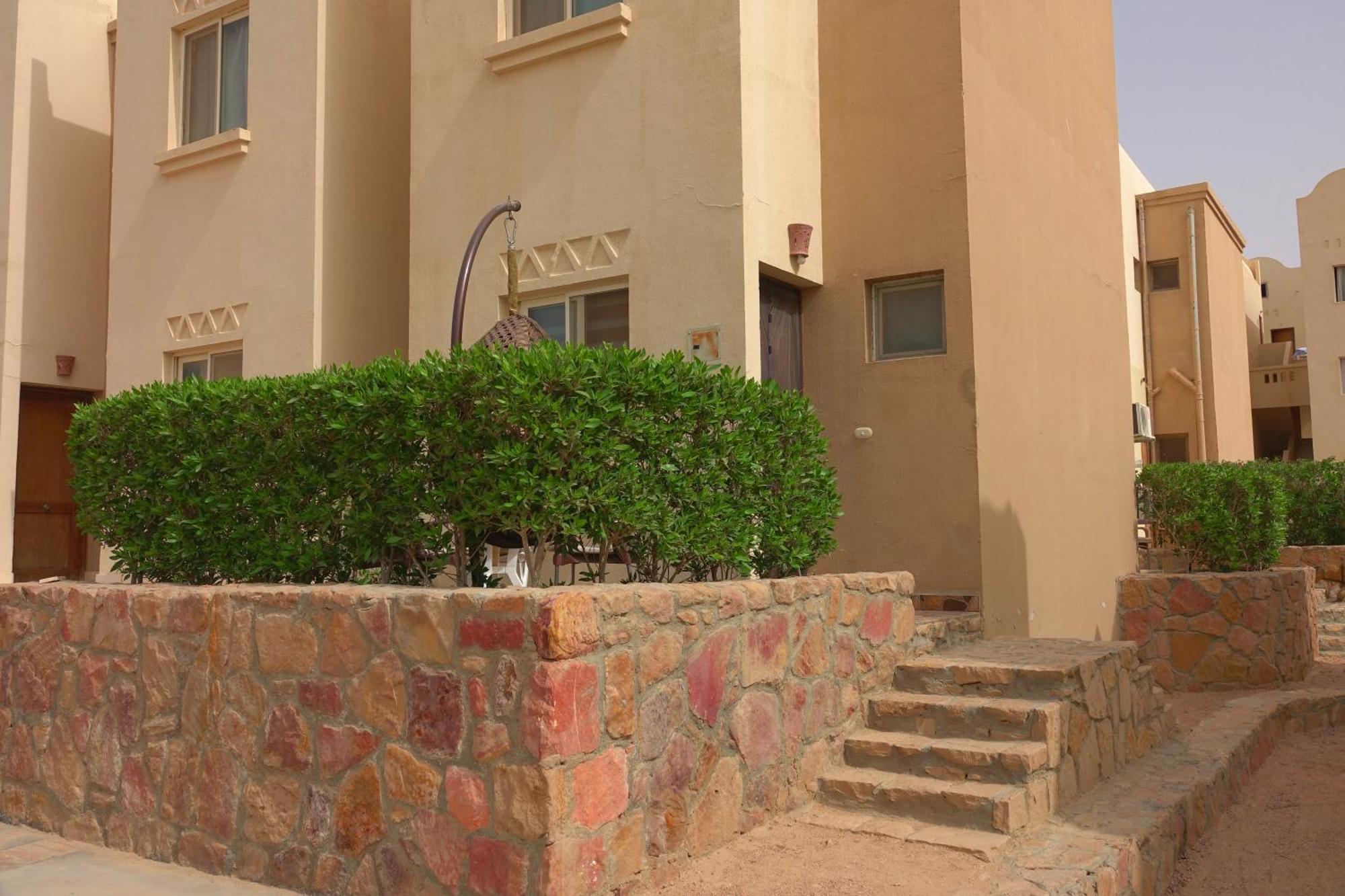 Apartment Captivating 1-bed In *