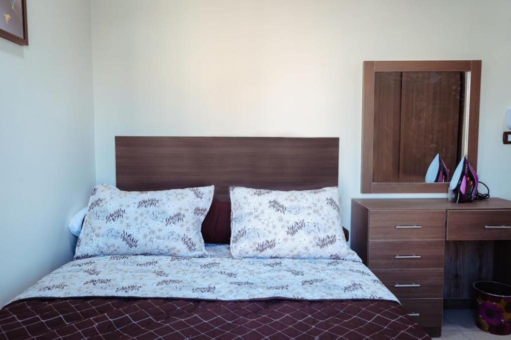 Apartment -el Saqala - El Madaris Street -beside Shams Coffee Hurghada