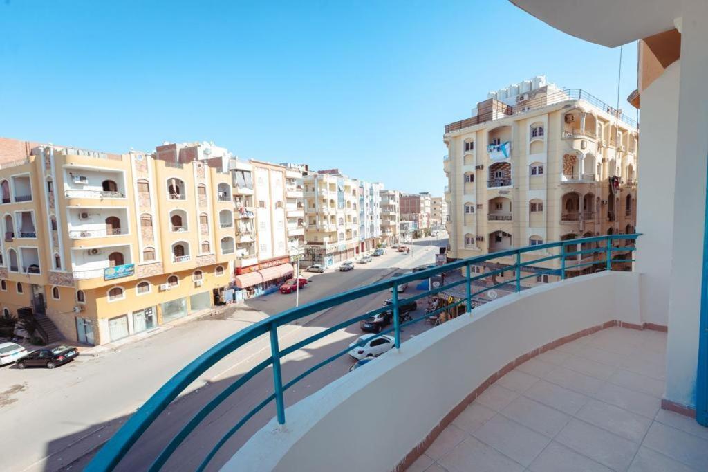 -el Saqala - El Madaris Street -beside Shams Coffee * Hurghada