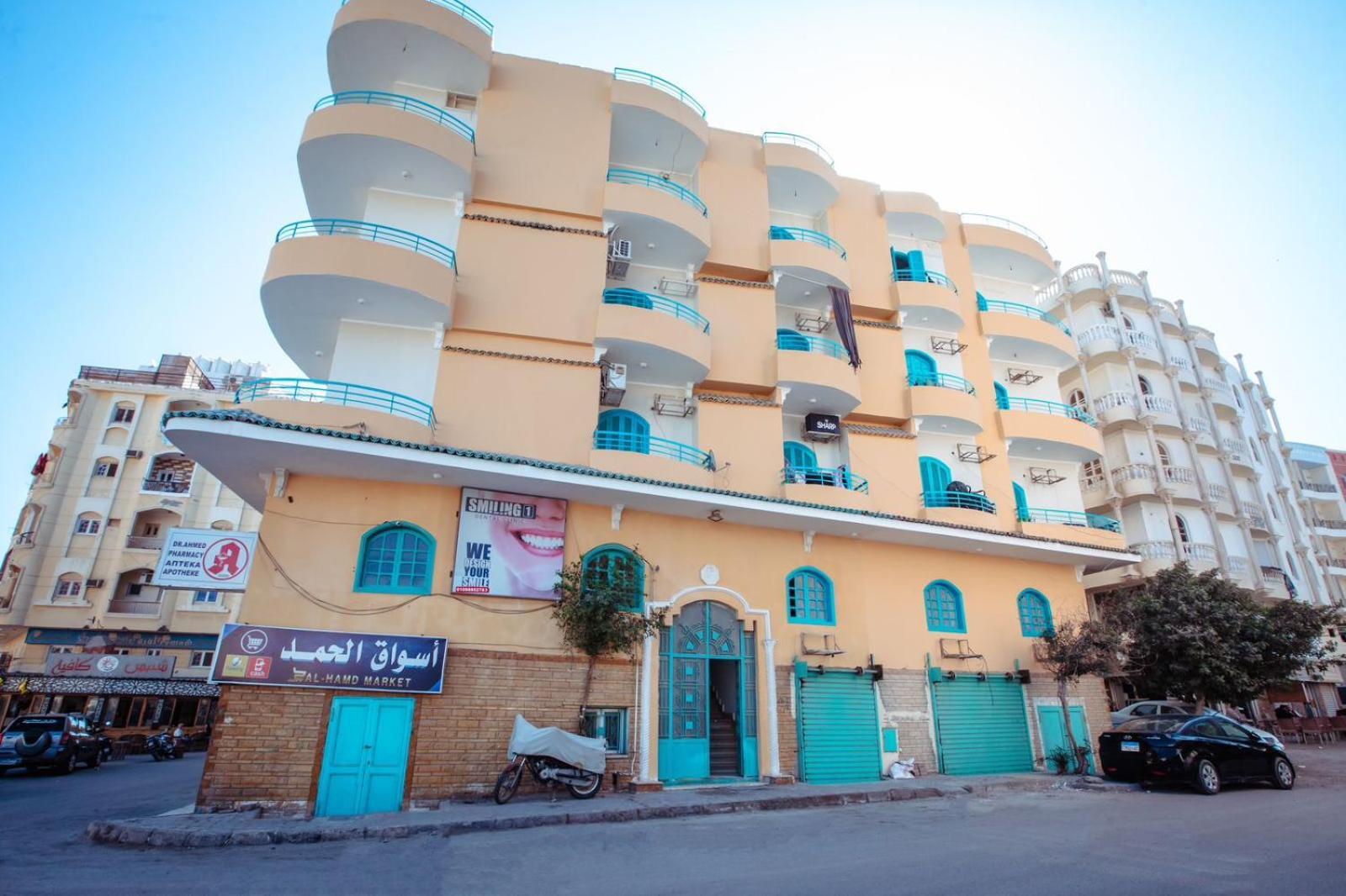 -el Saqala - El Madaris Street -beside Shams Coffee * Hurghada