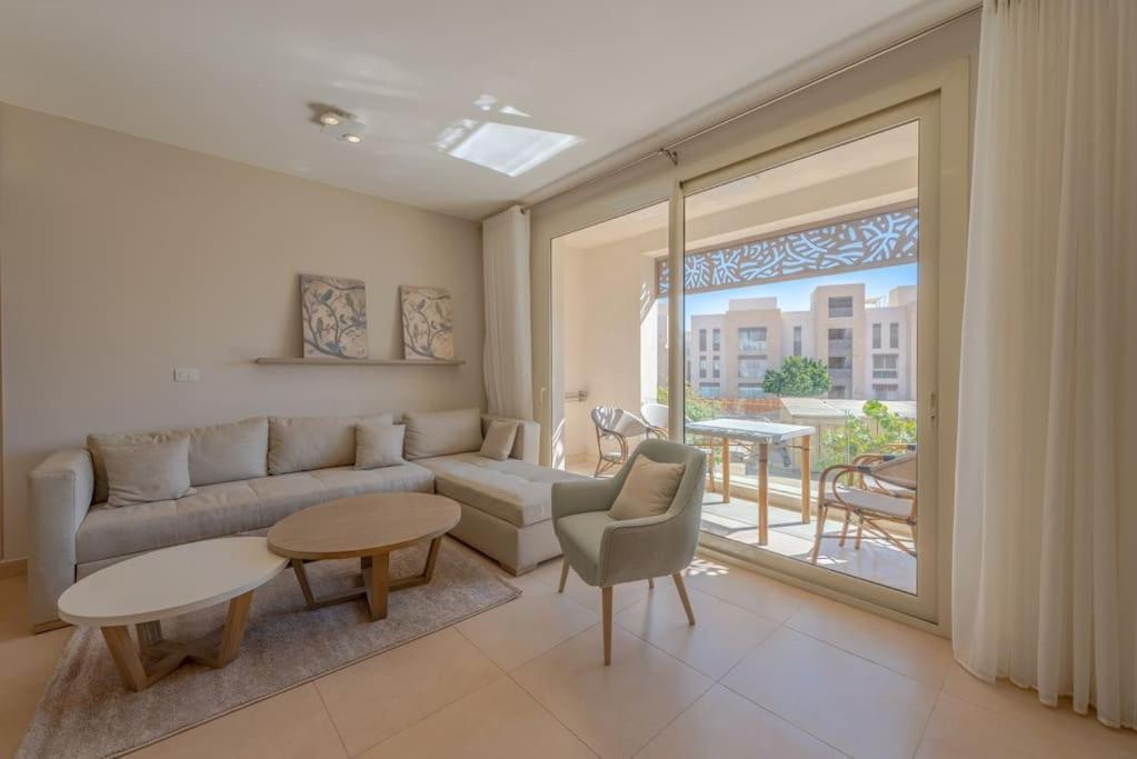 Apartment Modern 1br, Mangroovy, Gouna - 1br, Pool, & *