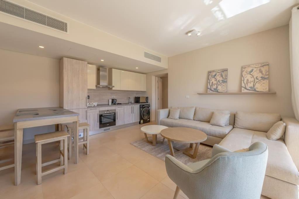 Apartment Modern 1br, Mangroovy, Gouna - 1br, Pool, & *