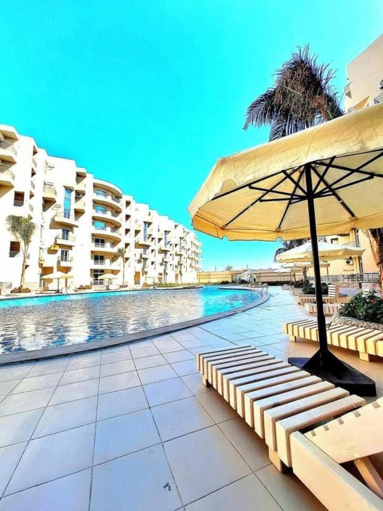 With Seaview, Amazing For Couples, Sunny & Seaview & Free Wi-fi Apartamento Hurghada