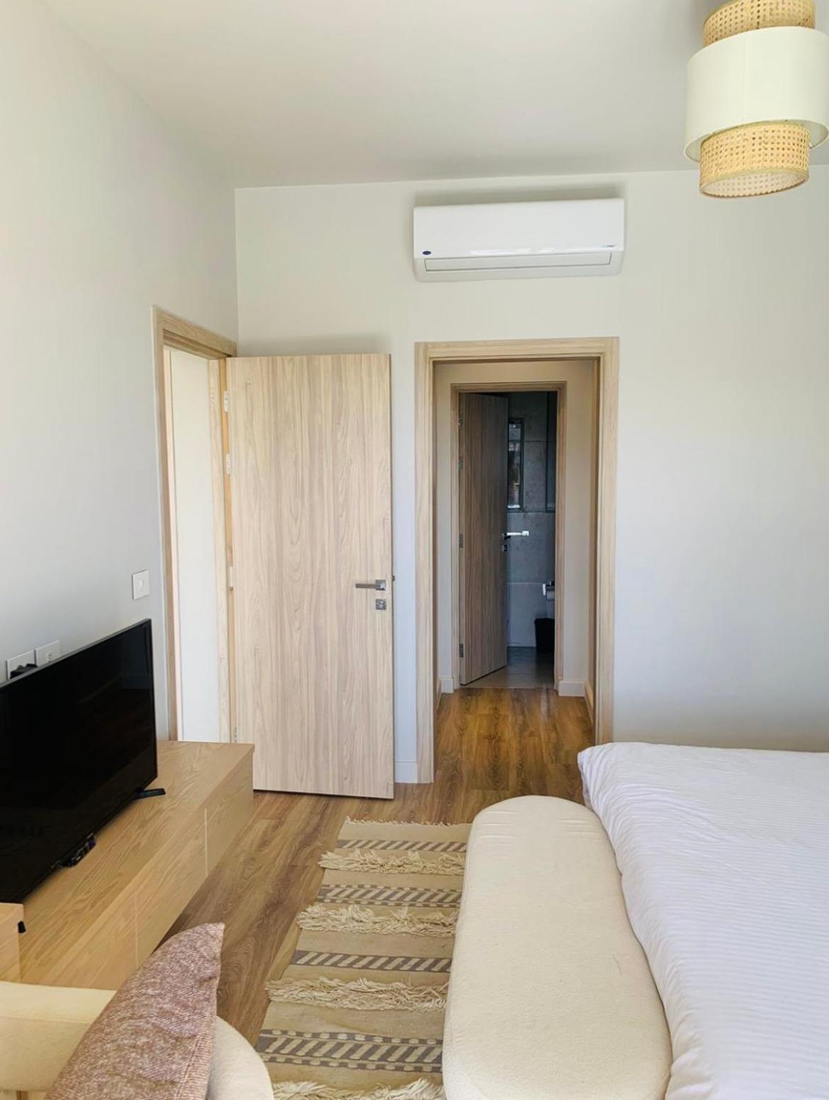 Apartment New Overlooking The Marina In Elgouna