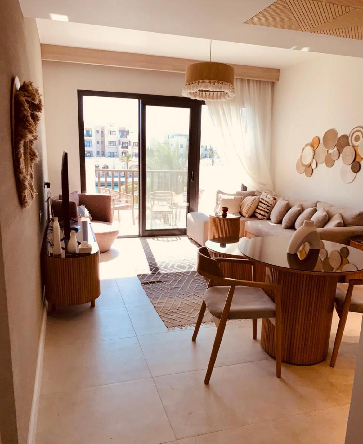 Apartment New Overlooking The Marina In Elgouna *