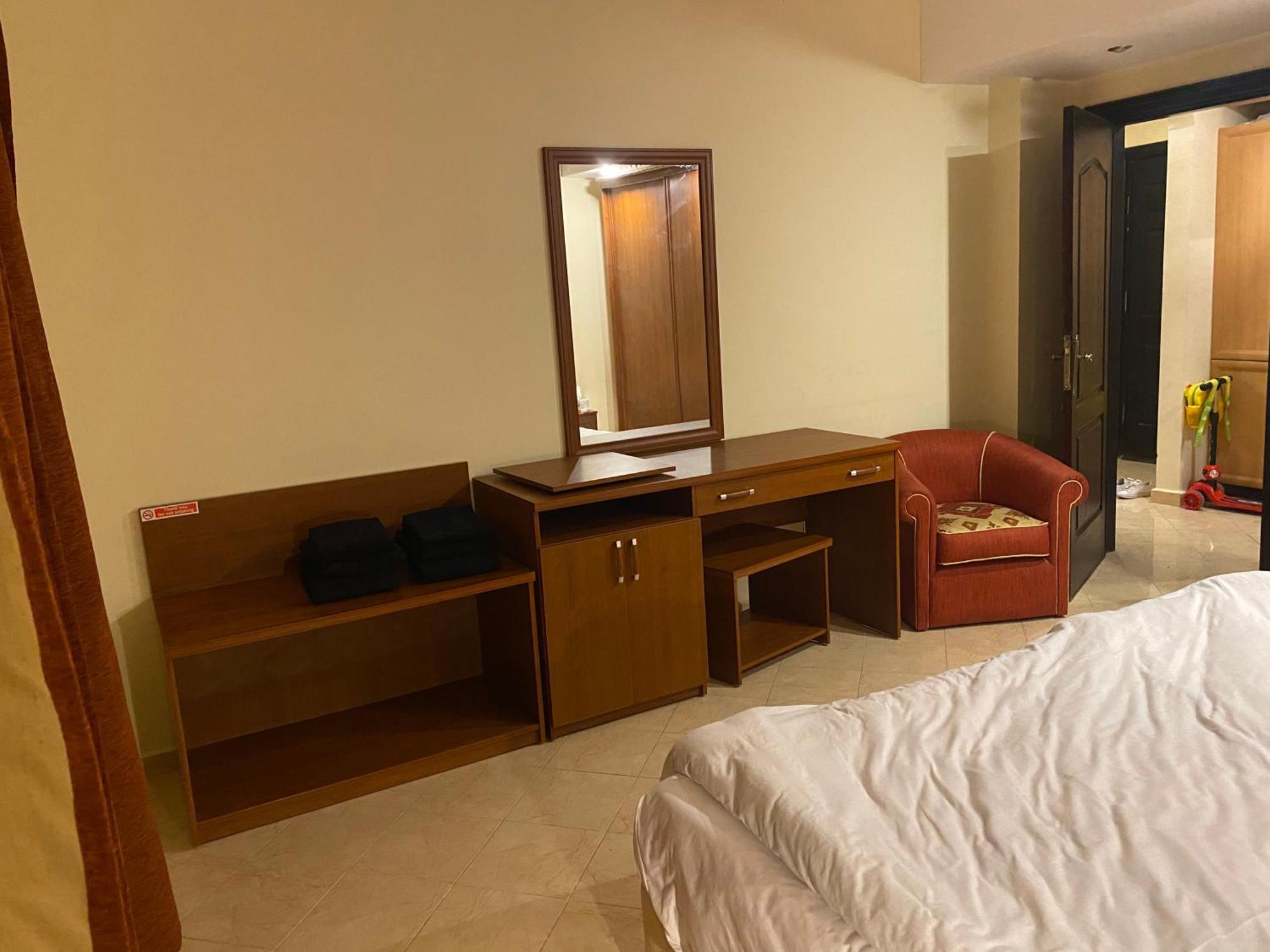 Sahl Hasheesh 1+1 *