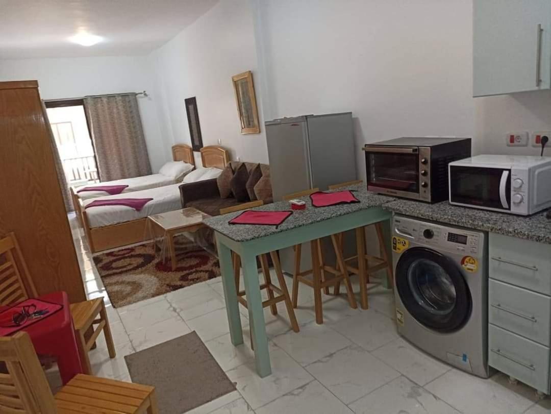 Bin Attiya Apartment *