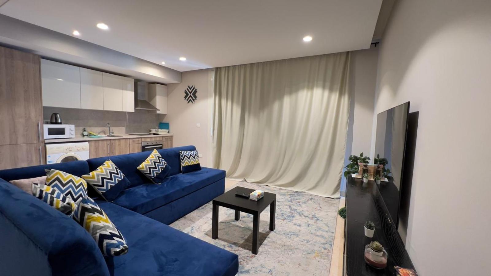 Taj Home, Mangroovy, Pool View, Free Beach Access With Nanny's *