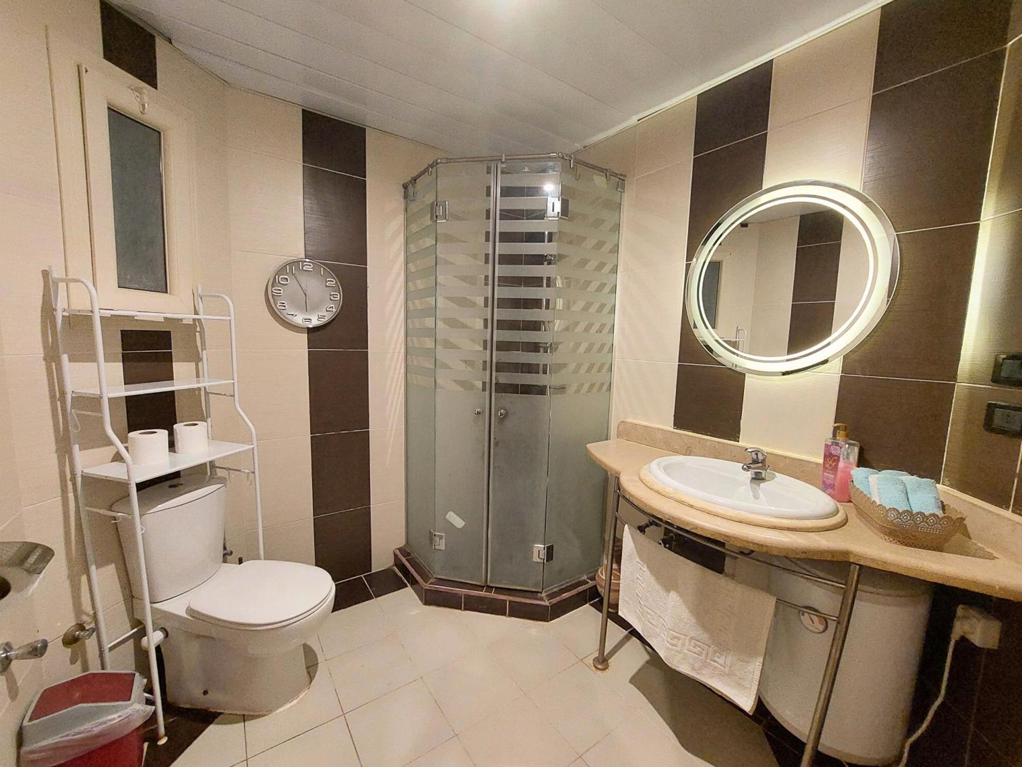 Royal Private Hotel *