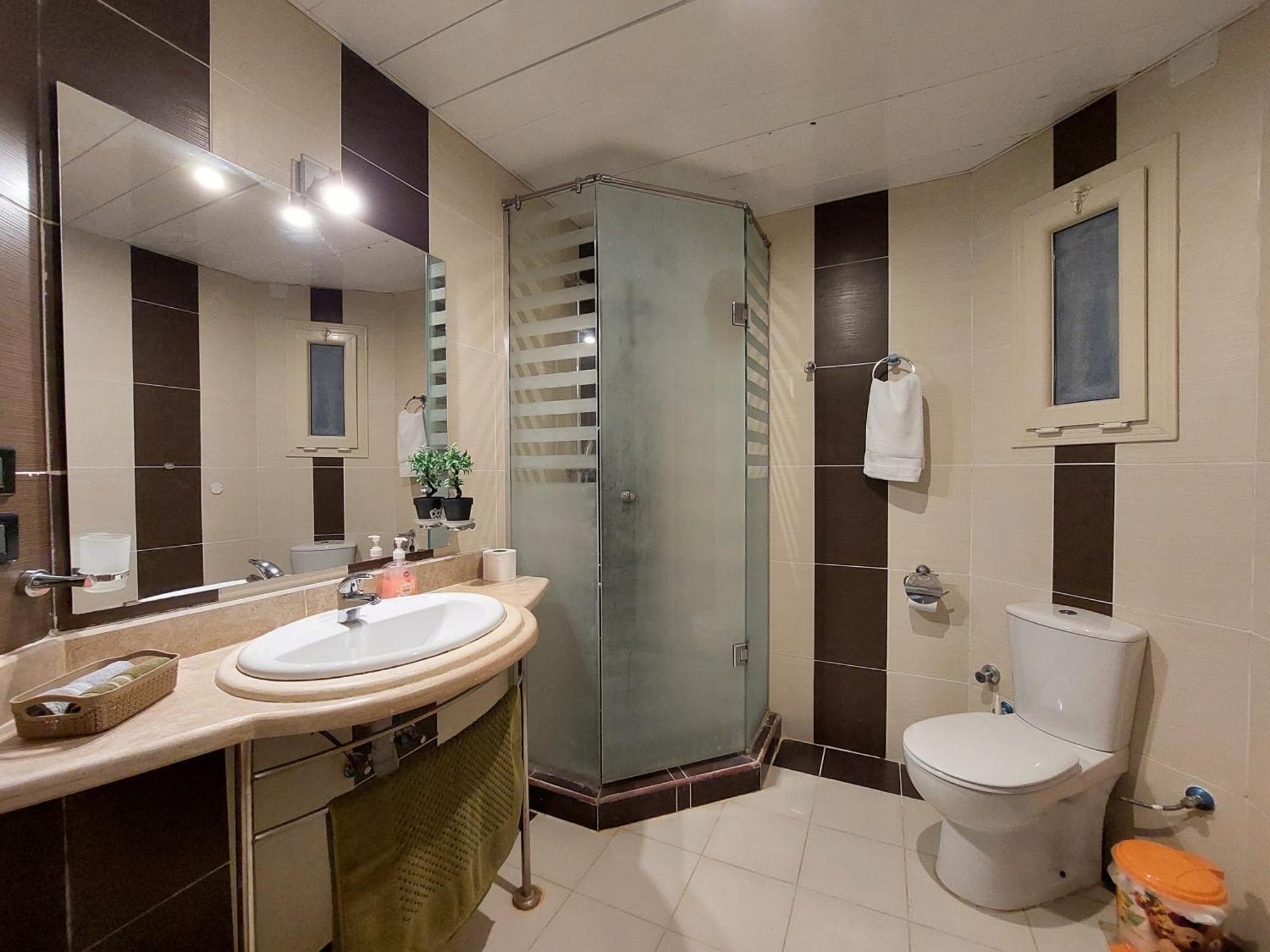 Royal Private Hotel *