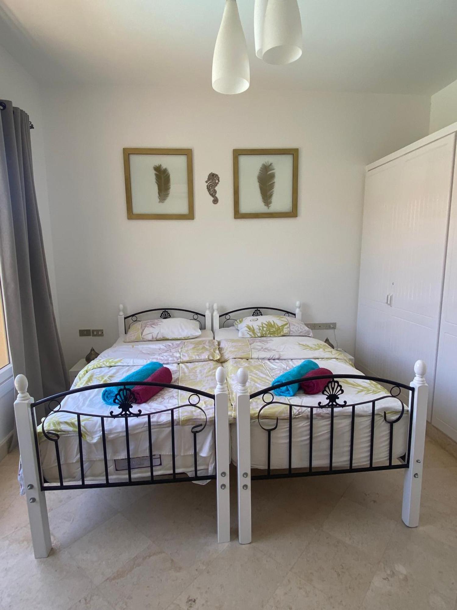 Apartment 2 Bedroom Condo, With Pool, And & Lagoon Access Hurghada
