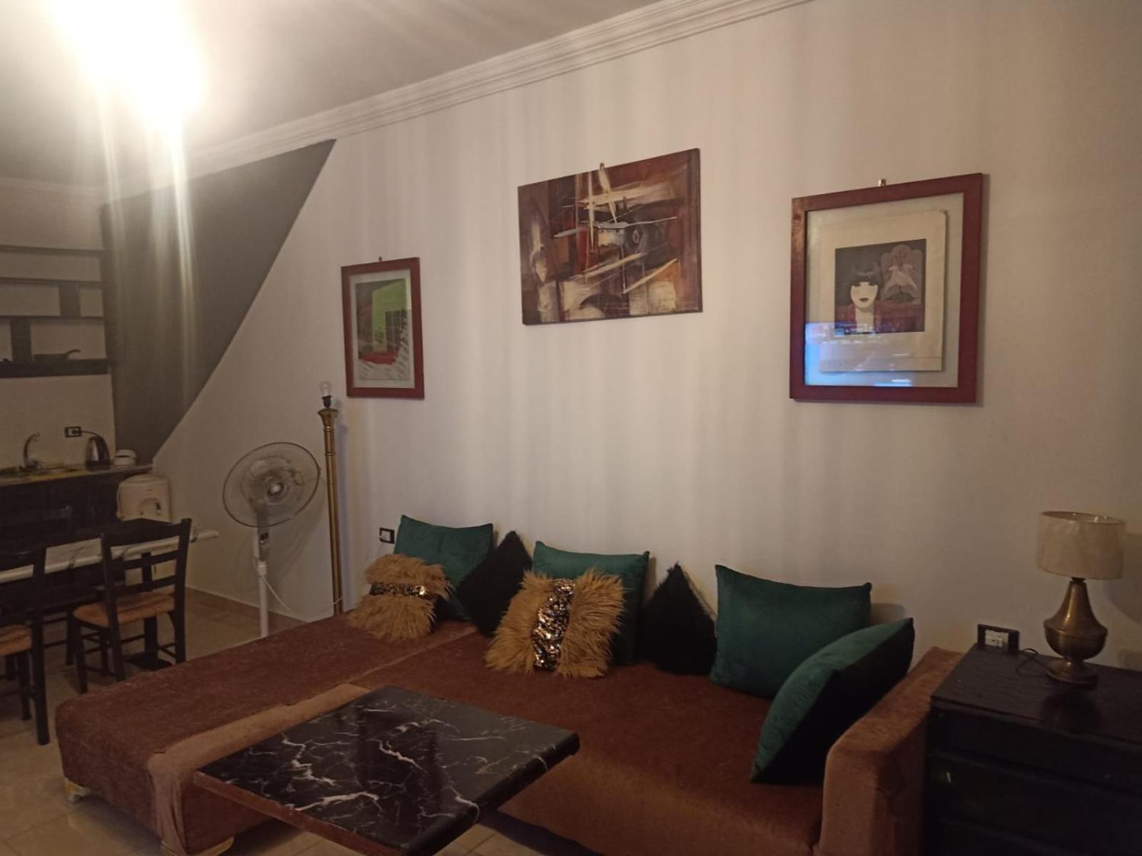 Bedroom With Bathroom Private Entrance In Sheraton Plaza Compound Apartment