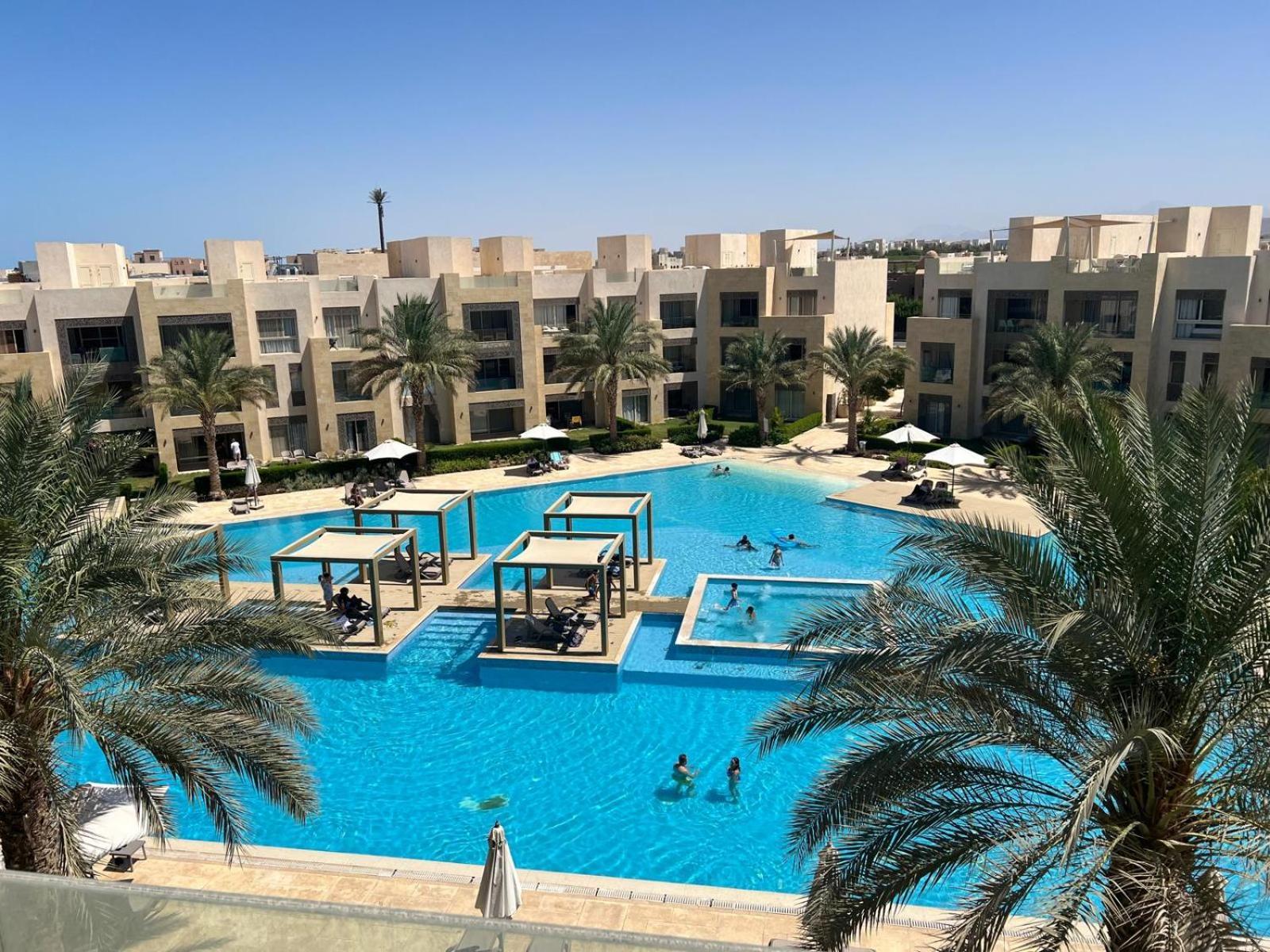 الجونة