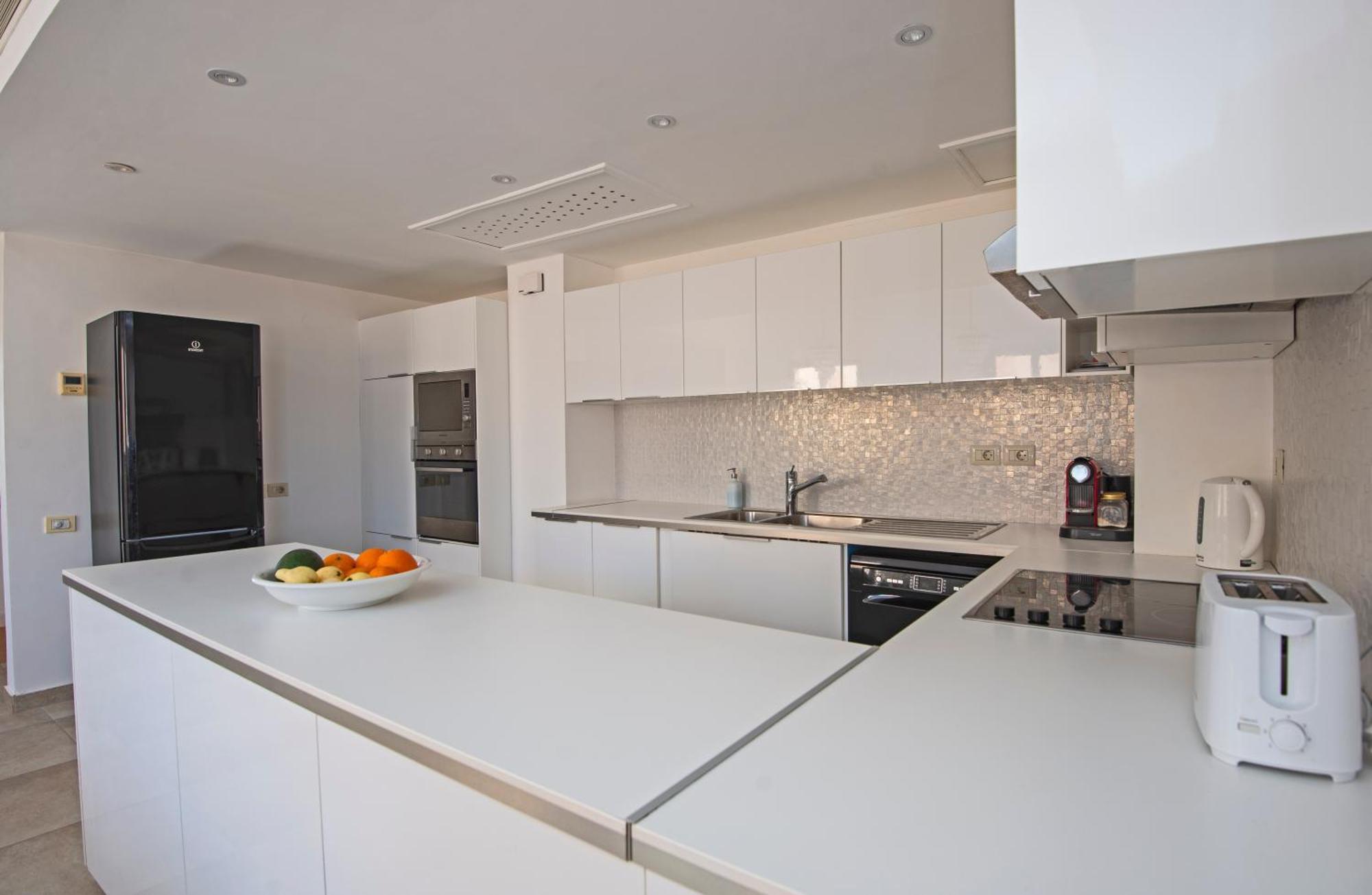 Apartment Soma Bay Seafront Luxury