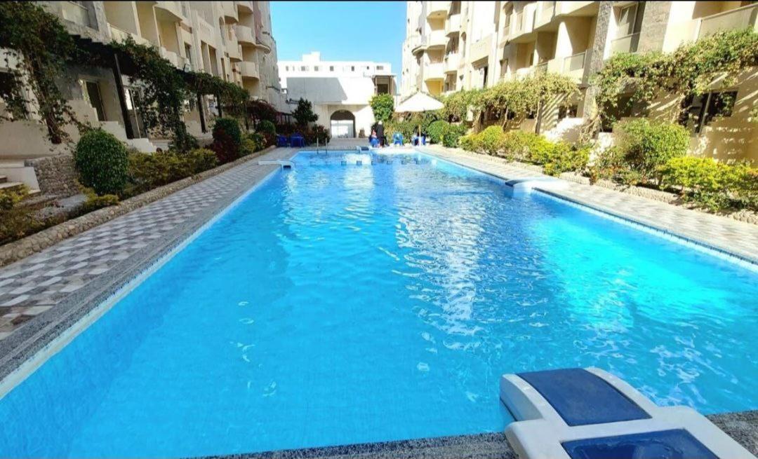 Upscale Studio- Florenza Khamsin * Hurghada