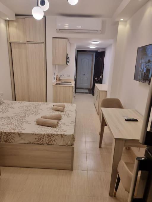 Upscale Studio- Florenza Khamsin * Hurghada