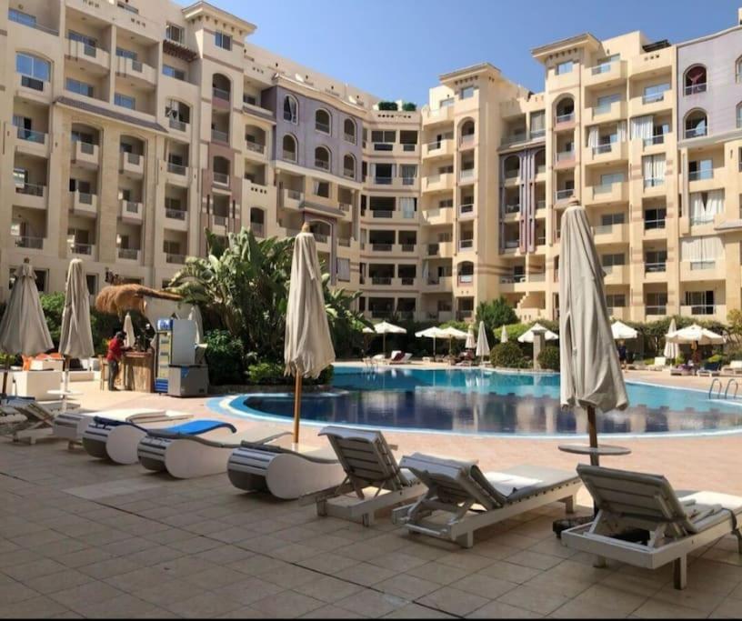 Upscale Studio- Florenza Khamsin Apartment *