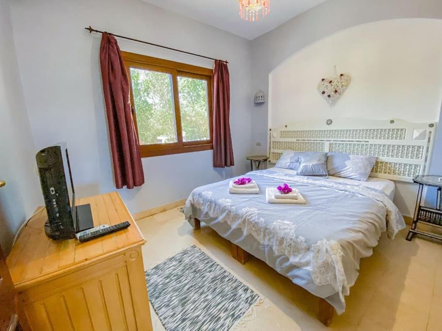 1-br In Westgolf With Terrace And Pool *