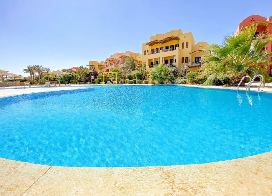 1-br In Westgolf With Terrace And Pool * Hurghada