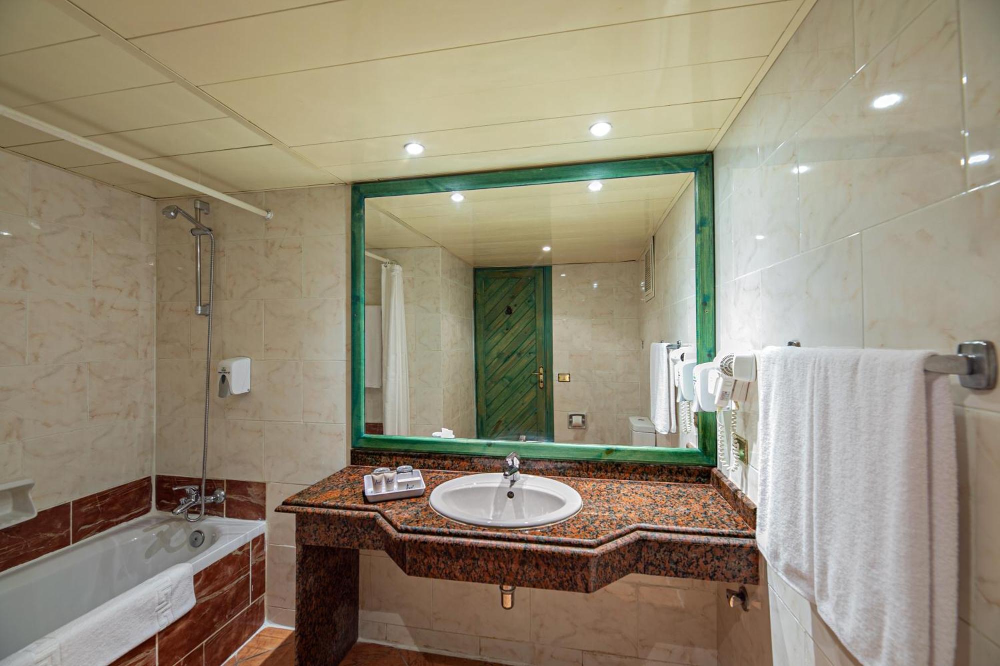 Arabia Azur Resort Hurghada