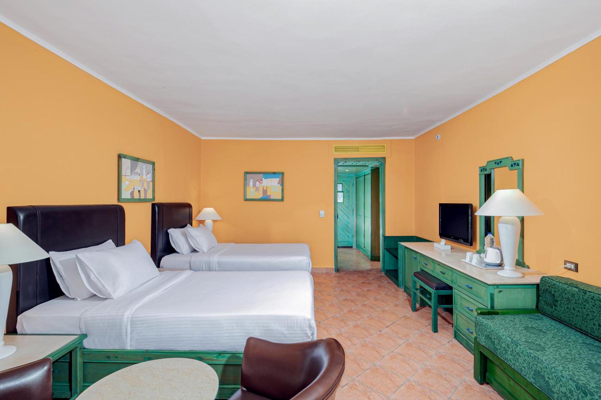 Resort Arabia Azur 3*
