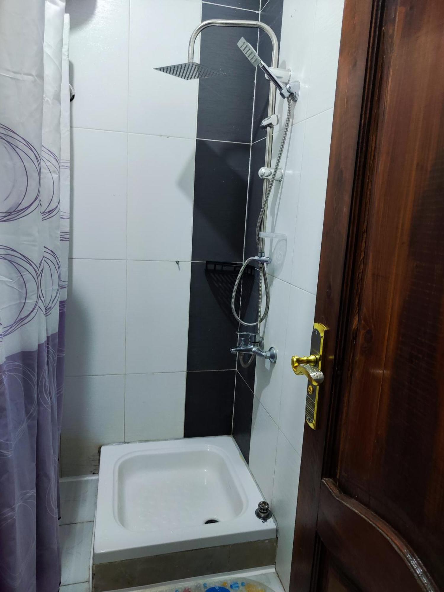 Apartment Sheraton Street Metro
