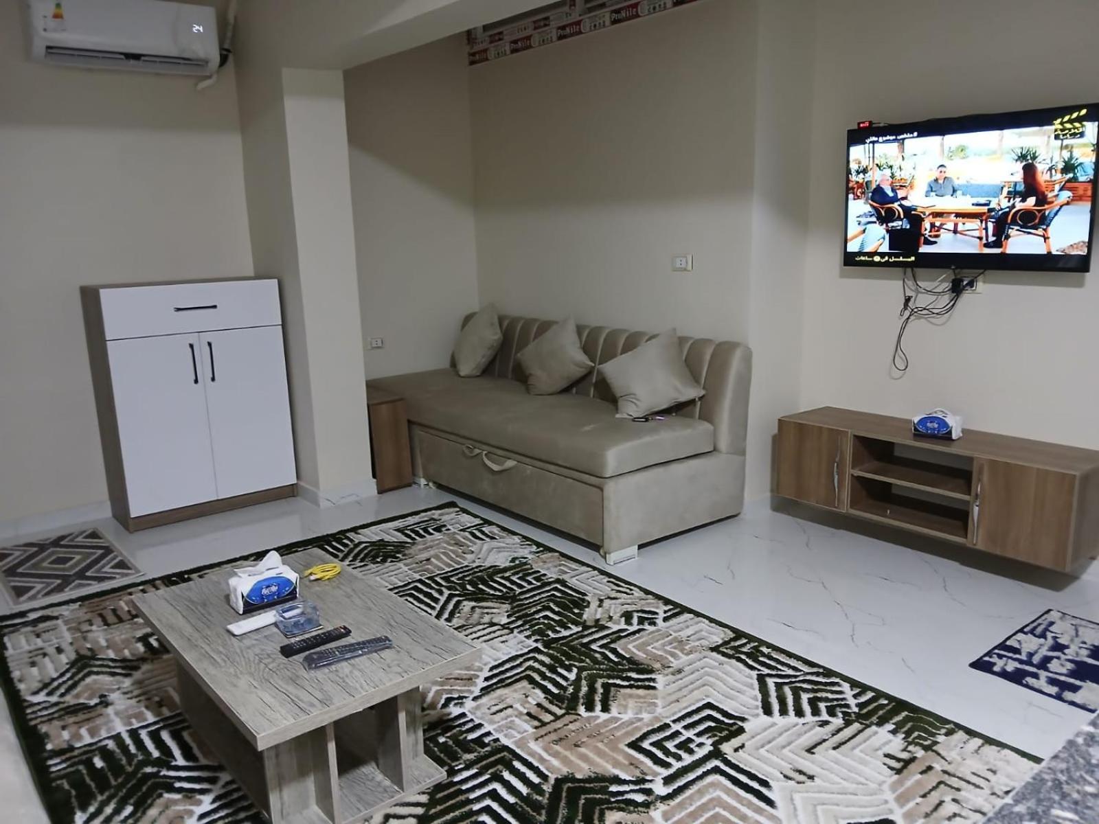 Hossam 2 Apartment