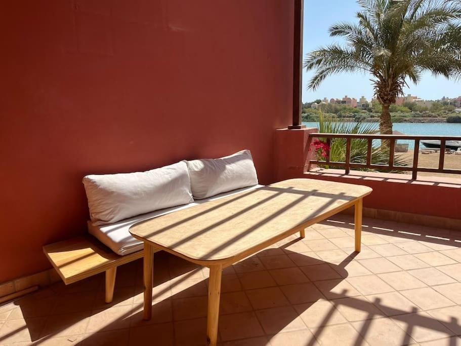 Vakantiehuis Cozy Townhouse In West Golf - El Gouna *