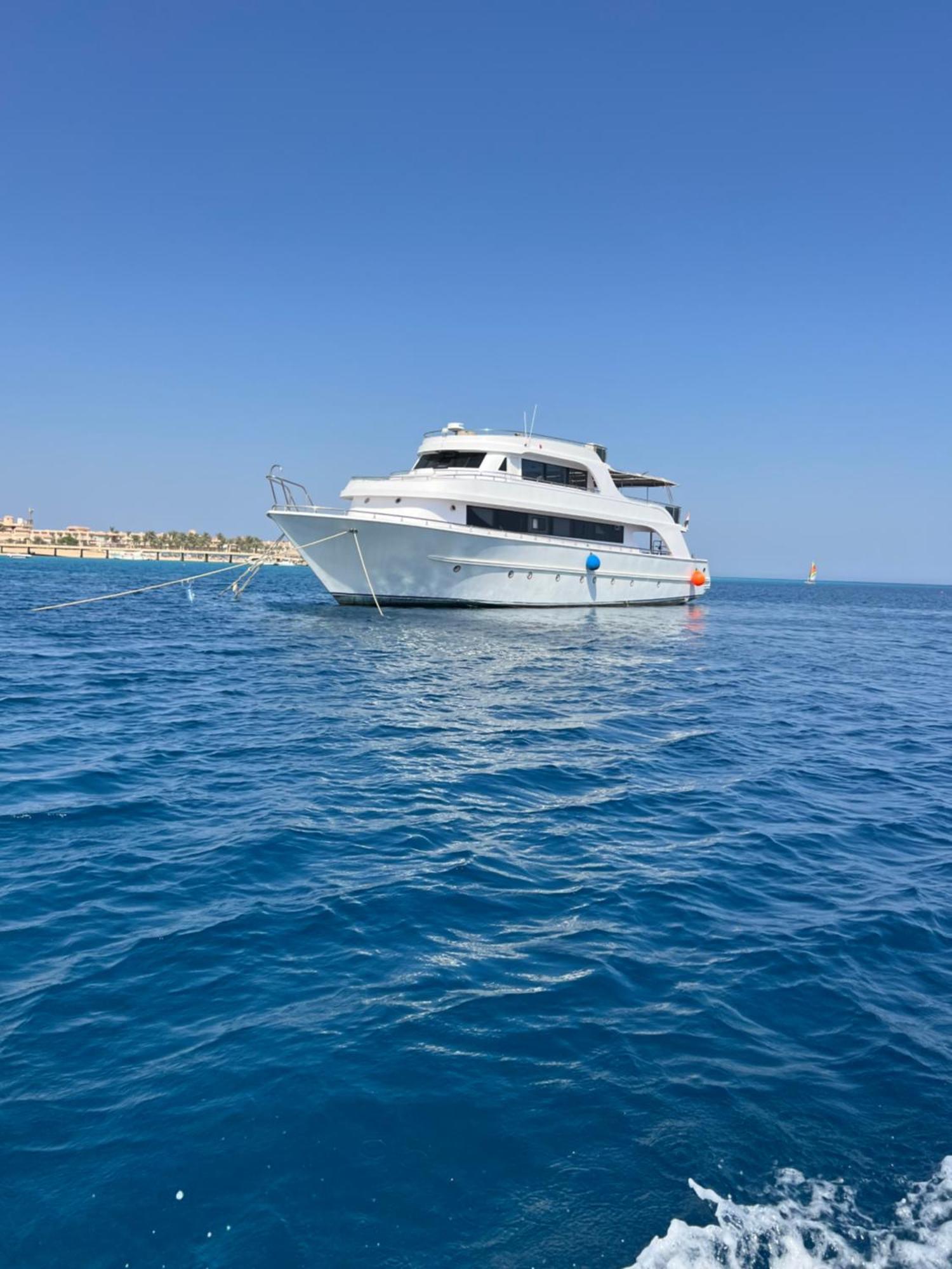 Botel Kuba Luxus Tour - Boat In Sahl Hashesh - Hurghada