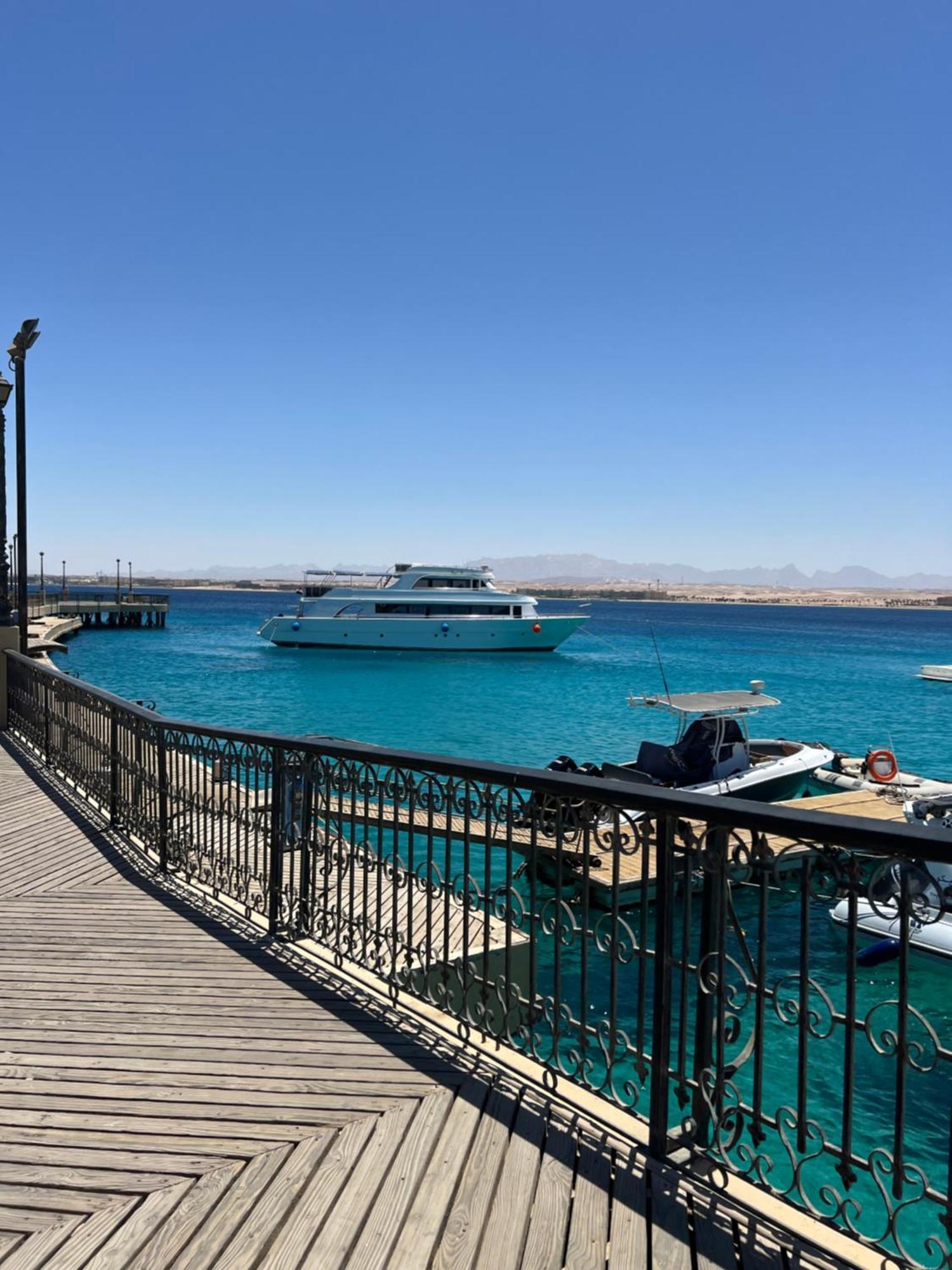Kuba Luxus Tour - Boat In Sahl Hashesh - Botel