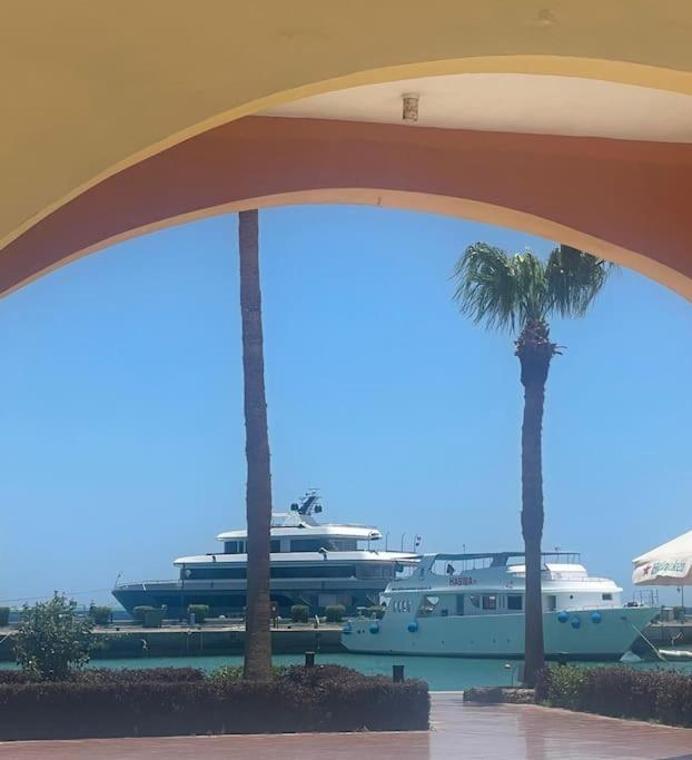 Apartment Sunny Sea View Marina On Private Roof Hurghada