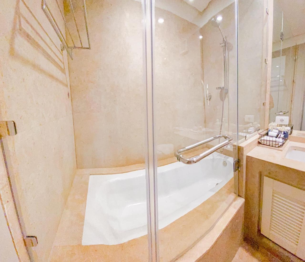 Nayah Stays, Ancient Sands Luxurious Pool Terrace Bed & Breakfast Hurghada