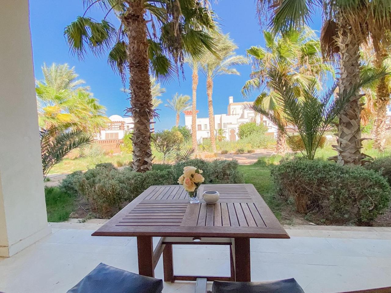 Couette-café Nayah Stays, Ancient Sands Luxurious Pool Terrace Hurghada