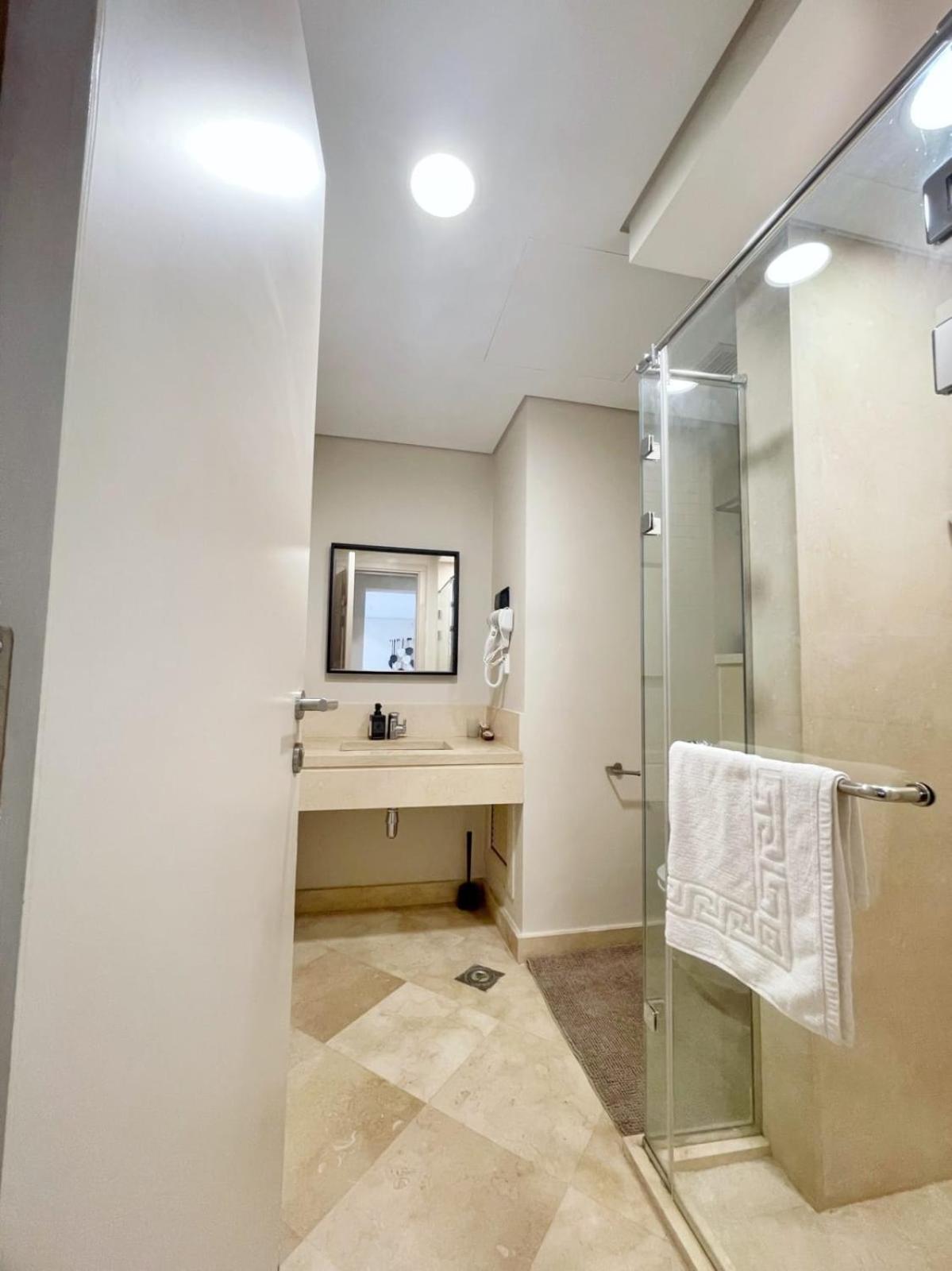 Apartment Minimal & Mere 1 Bdr Mangroovy Free & Pool *