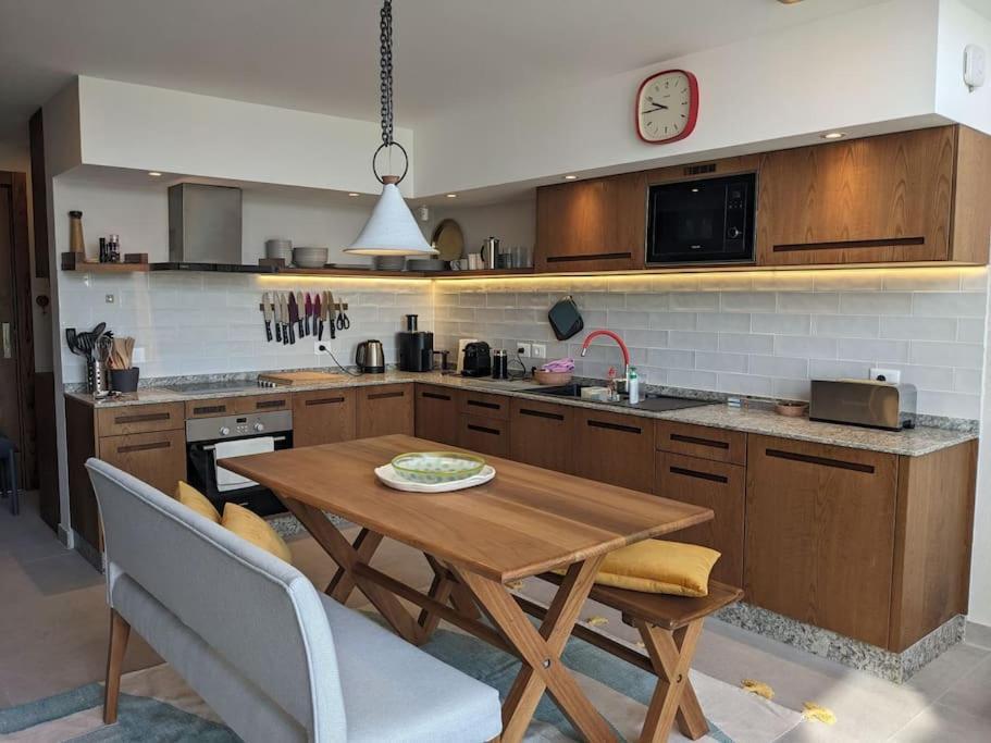 Modern Beachfront 1br Loft With Garden In Somabay Chalet *
