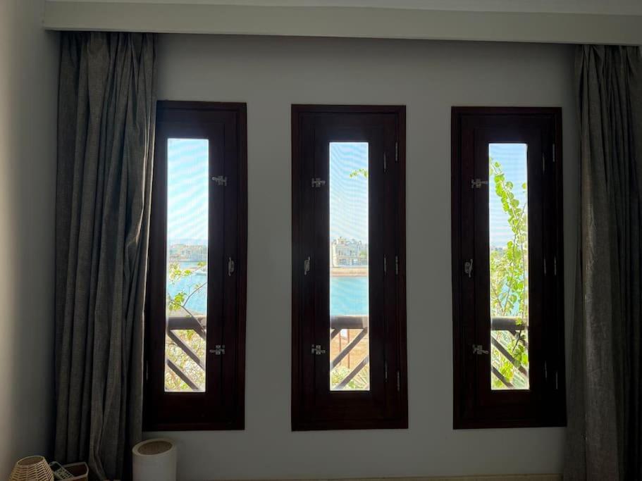 The Charming Beachfront Retreat In Fanadir Apartamento