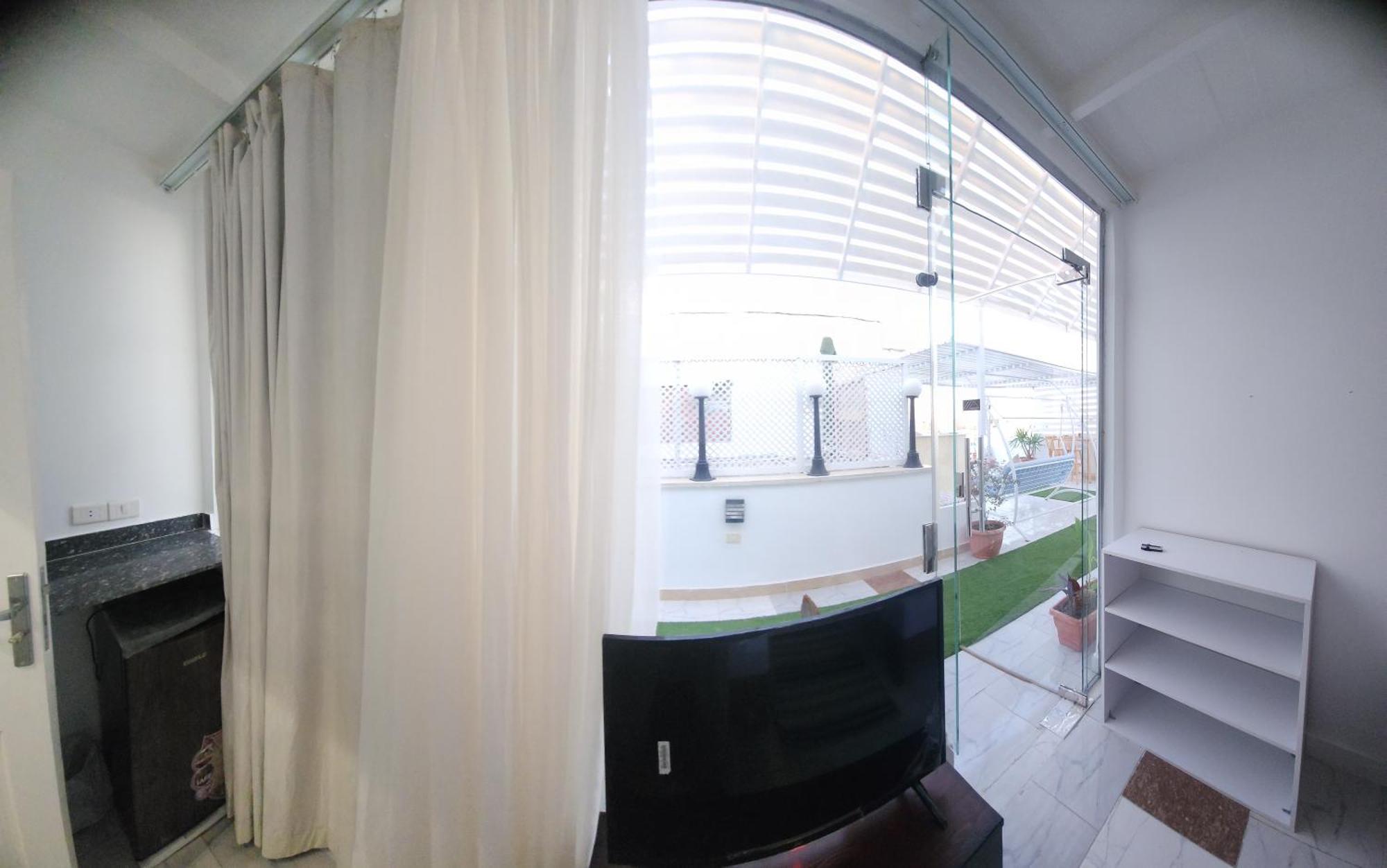 Hostel White Roof - Hurghada
