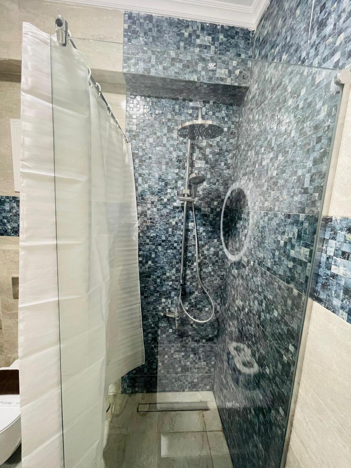 Luxurious One Bedroom