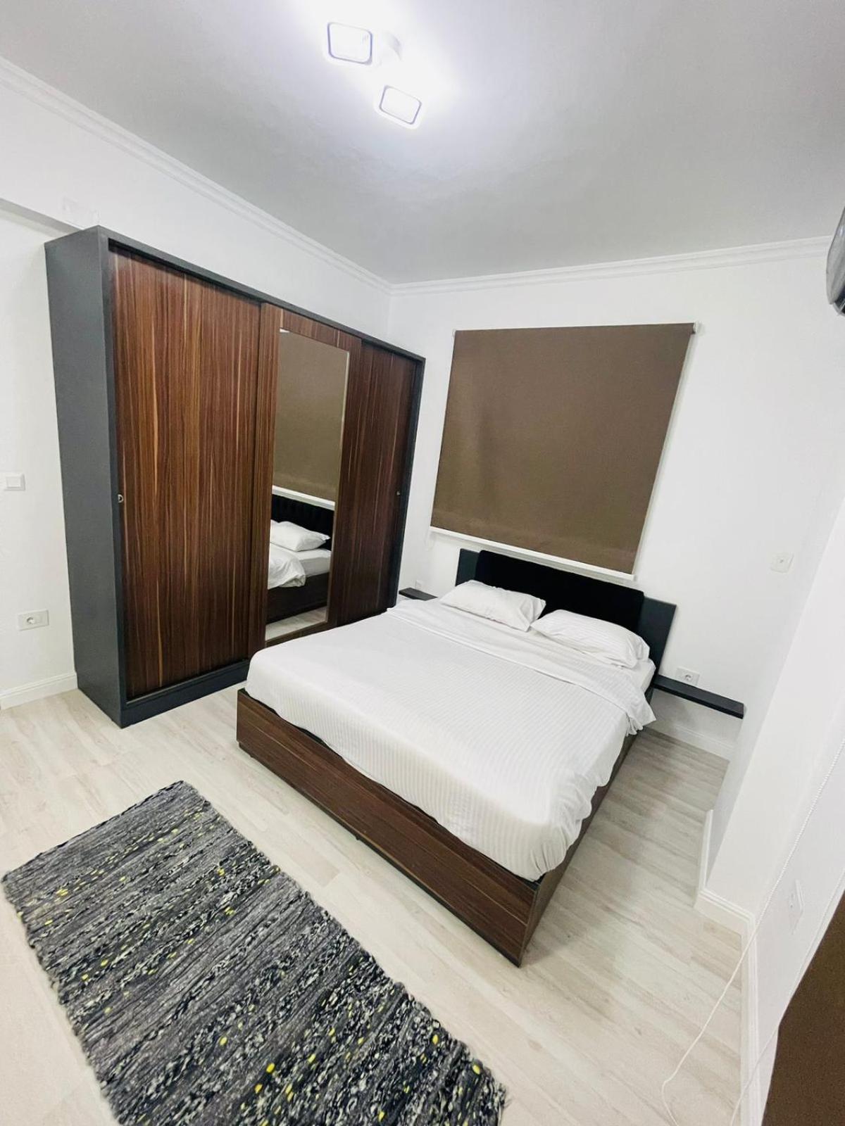 Apartment Luxurious One Bedroom