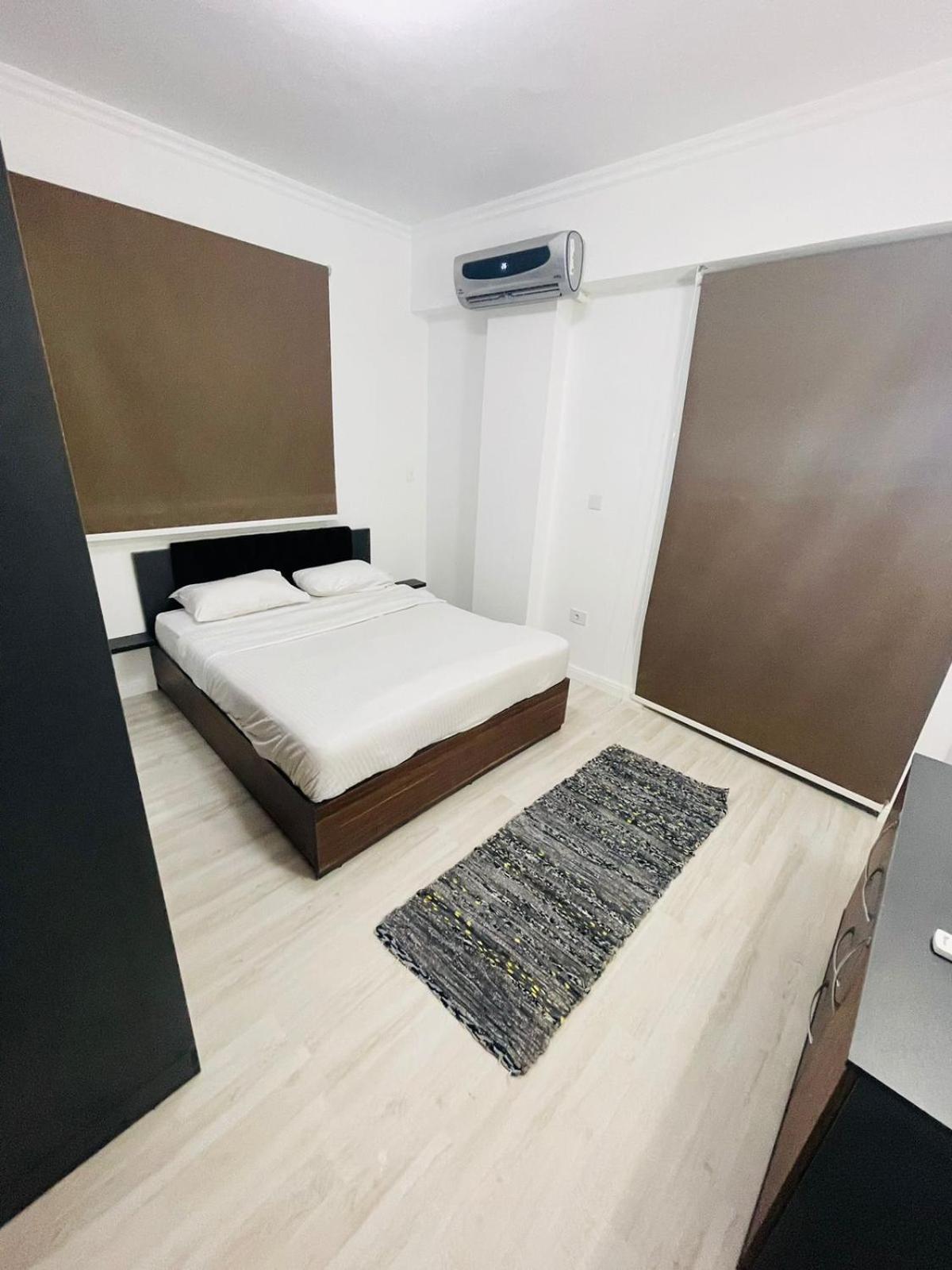 Apartment Luxurious One Bedroom