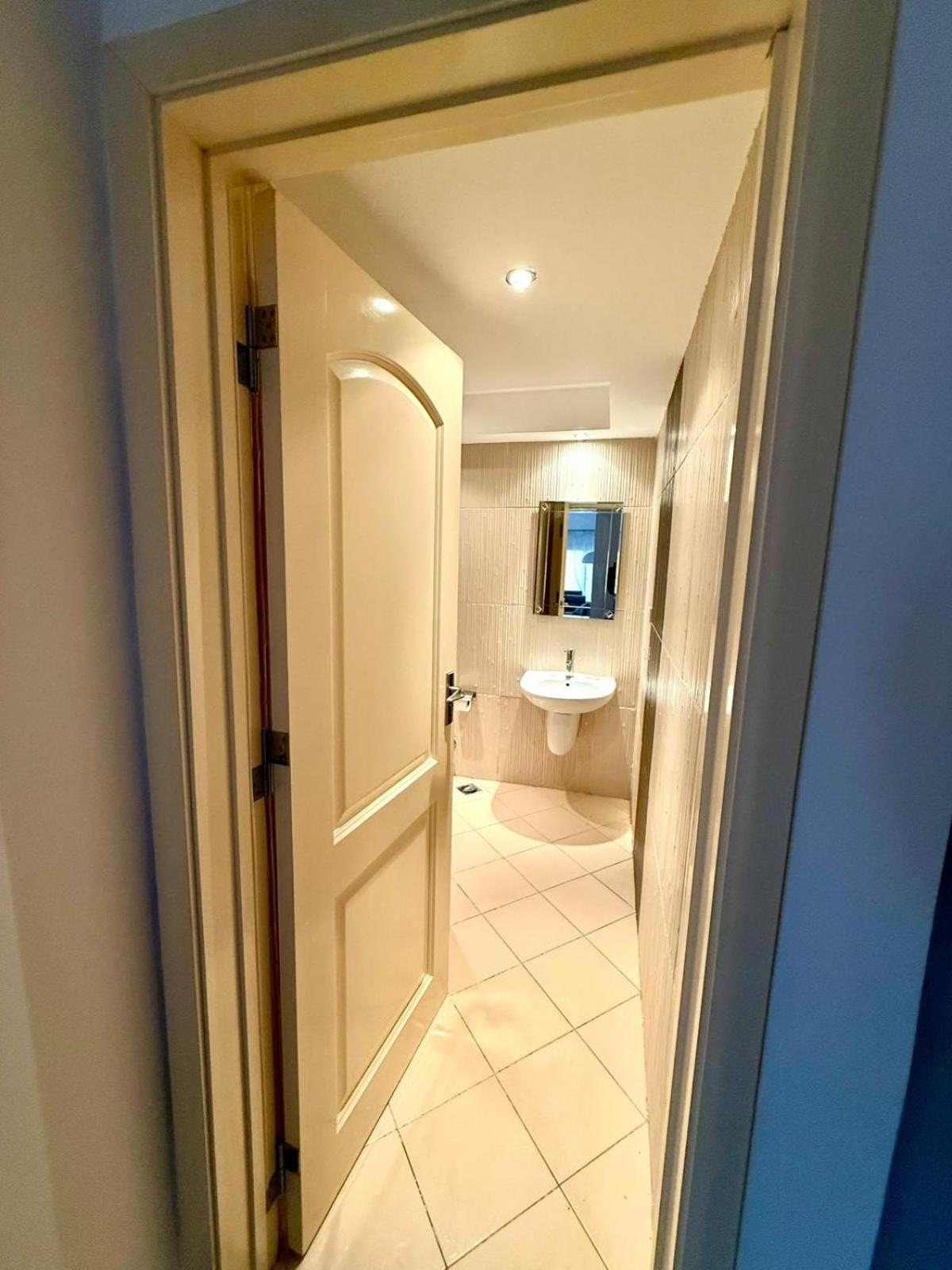 Amazing 2br - Al Dora Resort, Apartment