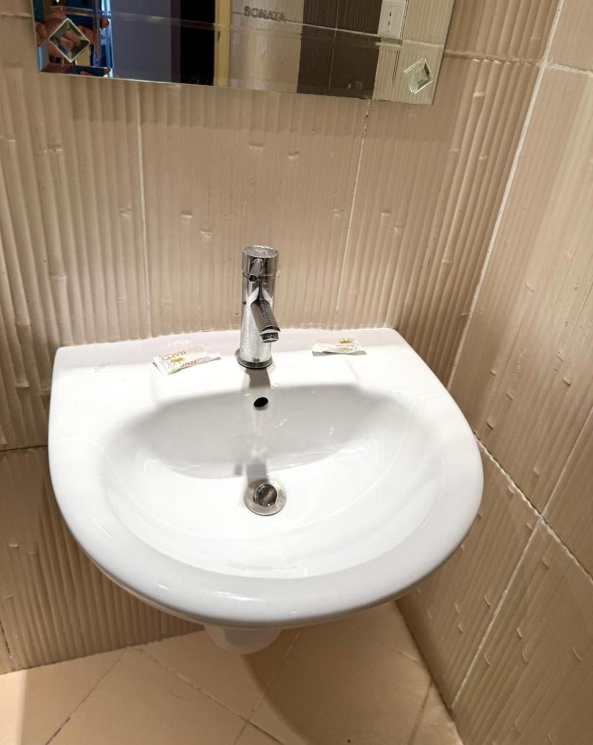 Apartment Amazing 2br - Al Dora Resort, *