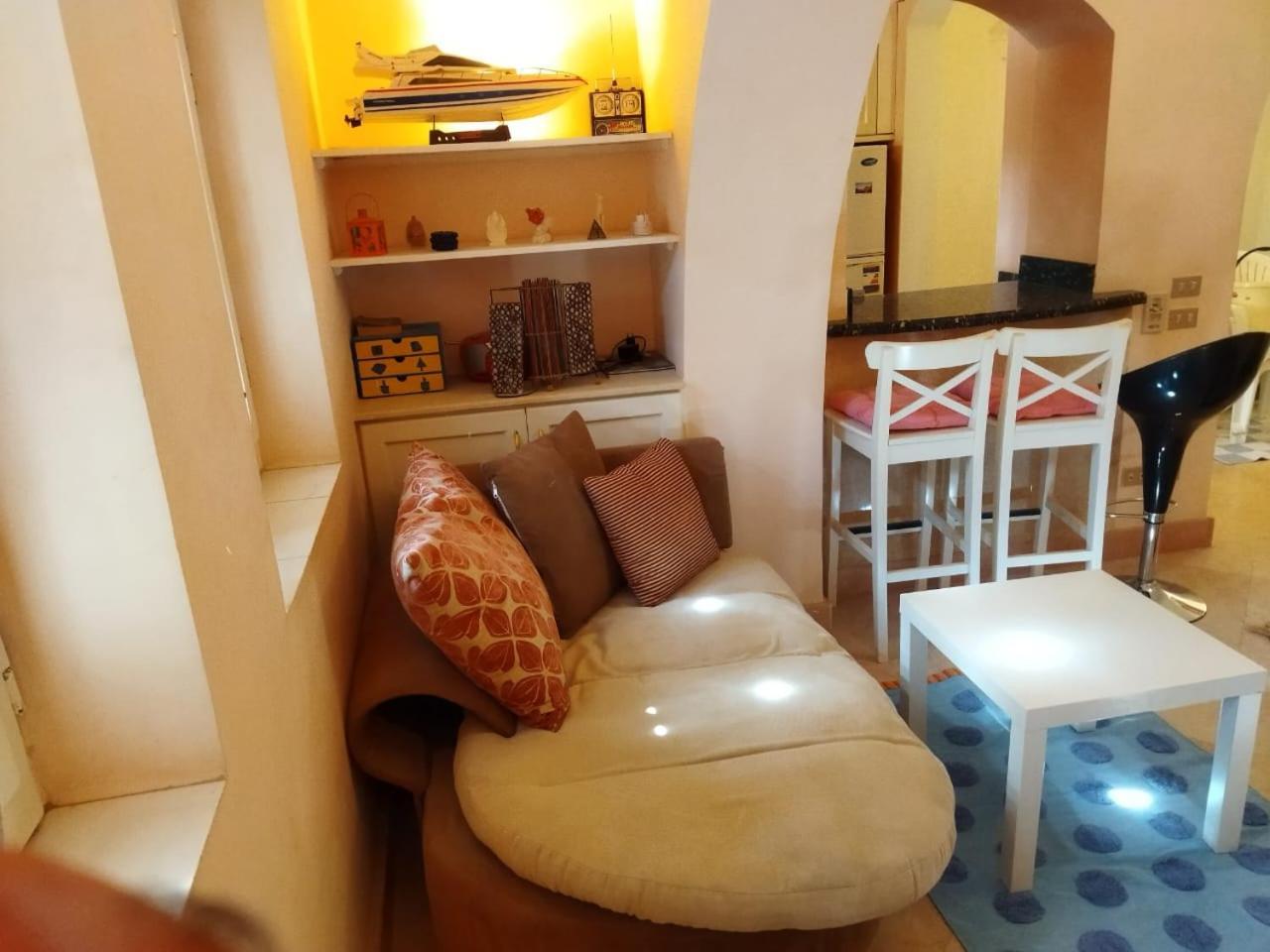 Down-town Kafr El Gouna 1-bd Ground Floor Appartement *