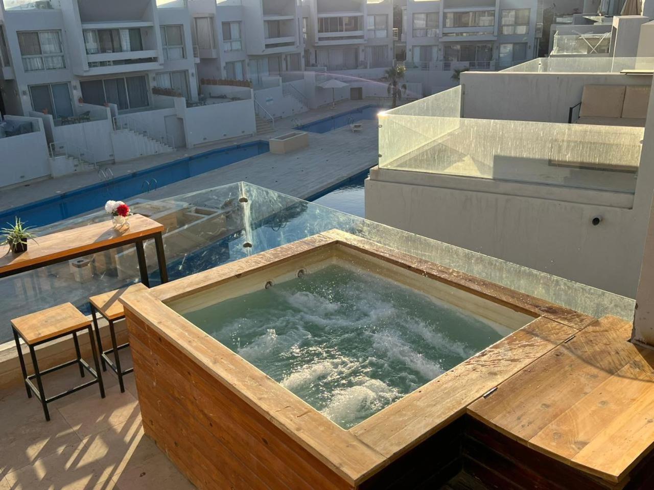 Lovely 1 Bedroom With Private Heated Jacuzzi At Sholan El Gouna Appartement *