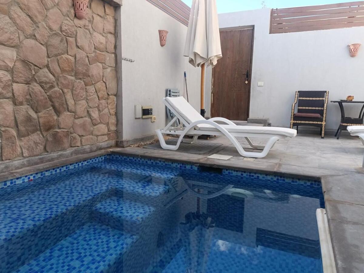Apartment Bali-style 1br 10 Min 2 Downtown