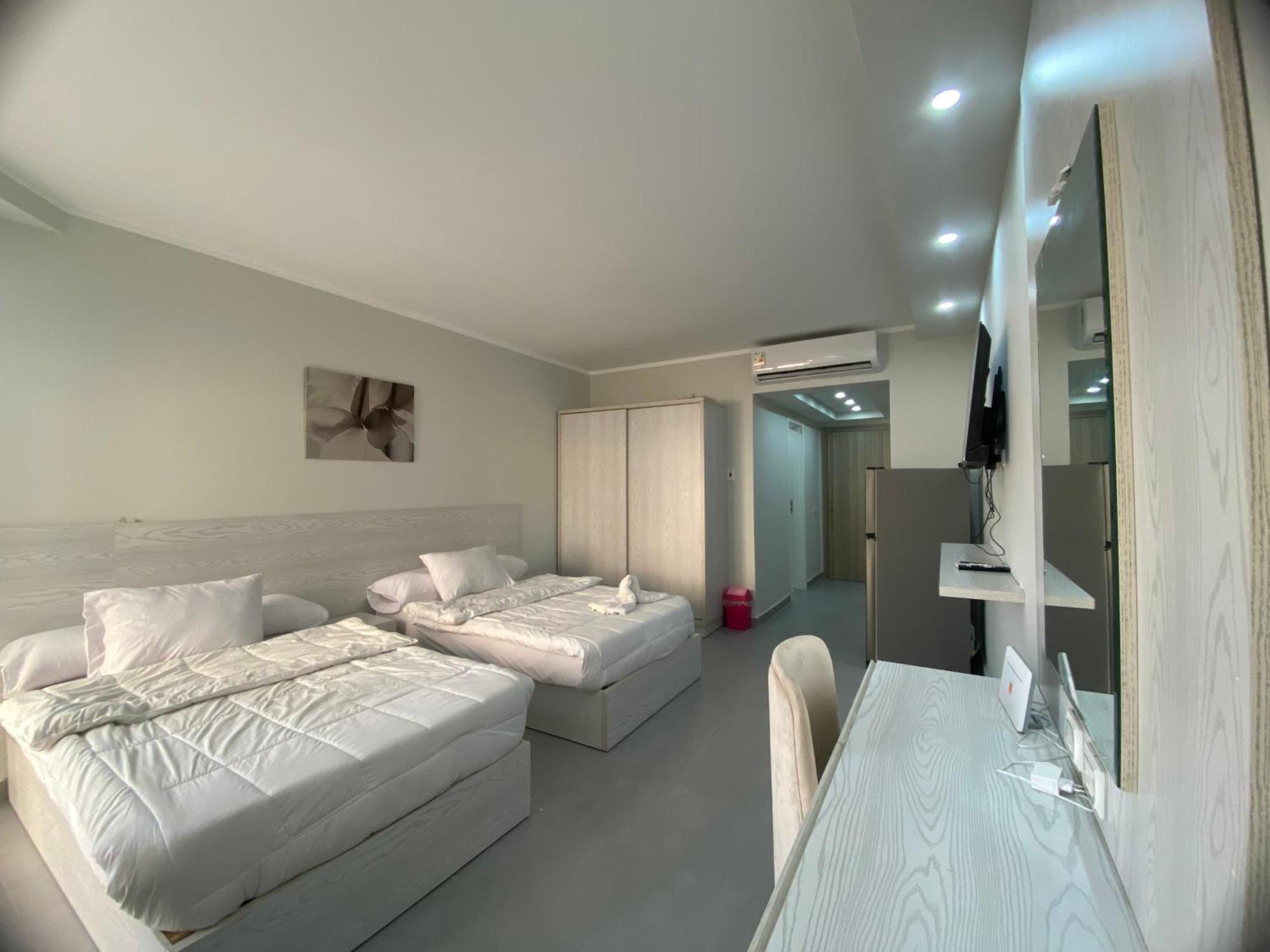 Downtown 5*